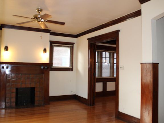 4th image of 2107 N 51st St #2109