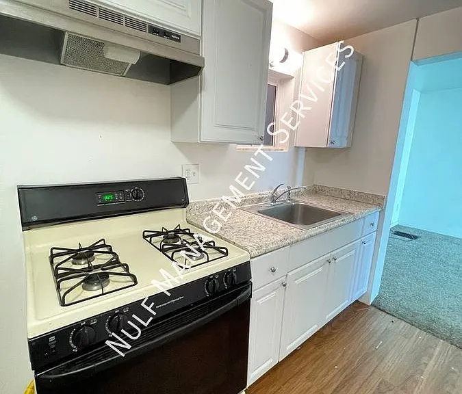 3211 Juliet St #3 — Photo 5