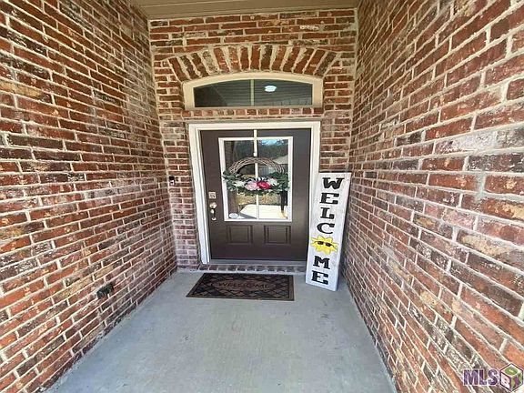 2nd image of 8229 Fairlane Dr