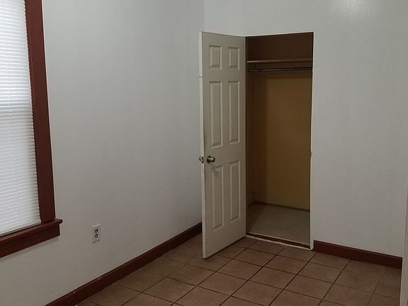 4th image of 4410 S California Ave