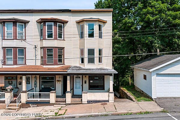 1st image of 505 E Ridge St