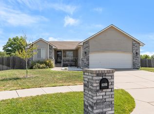 1421 E Rough Creek Pl, Derby, KS 67037
