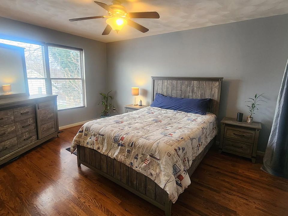1st image of 1912 Wallace Ave NE #1