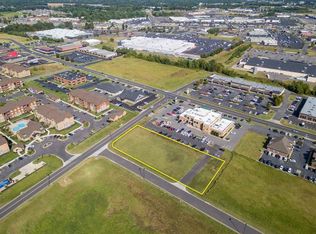 2670 Perkins Creek Dr, Paducah, KY 42001