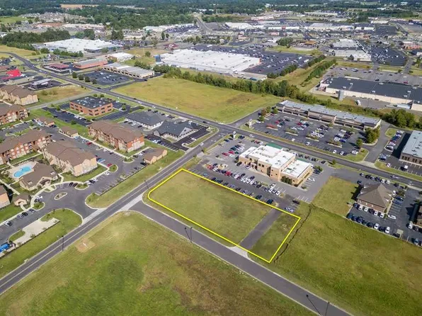 2670 Perkins Creek Dr, Paducah, KY 42001