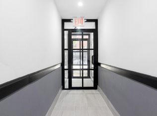418 E 9th St #1C, New York, NY 10009