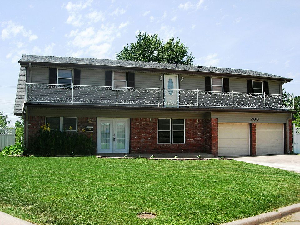 1st image of 200 Cherrywood Dr