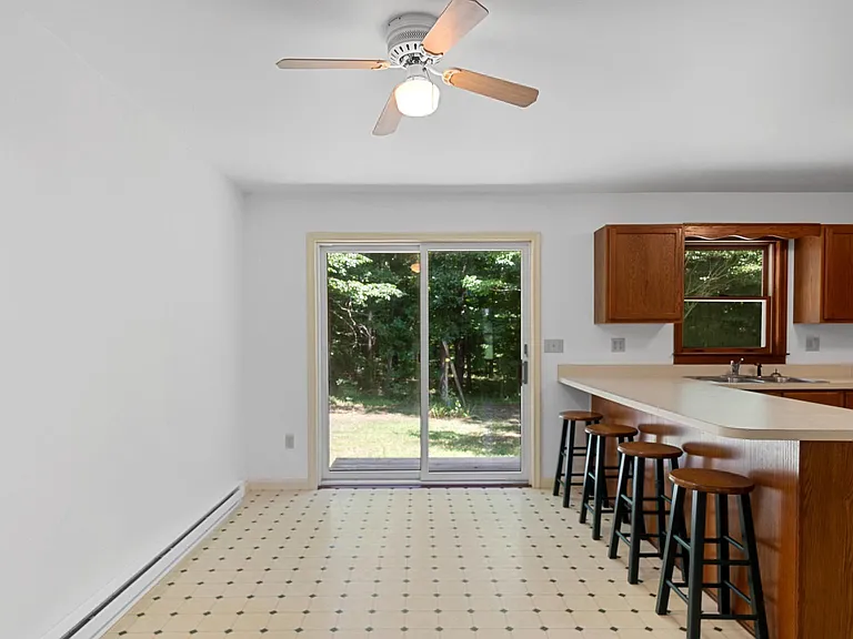 22446 Marsh Creek Rd — Photo 5
