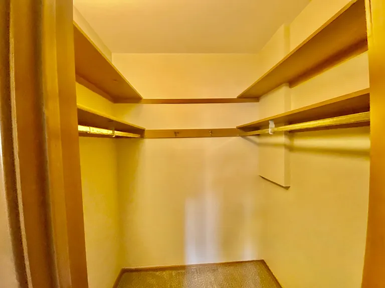 Indian Village Apartments — Photo 42