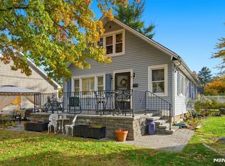 13 Poplar St, Dumont, NJ 07628