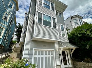 252 Leyden St #2, Boston, MA 02128