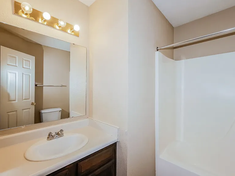 720 Treyburn Lakes Way — Photo 15