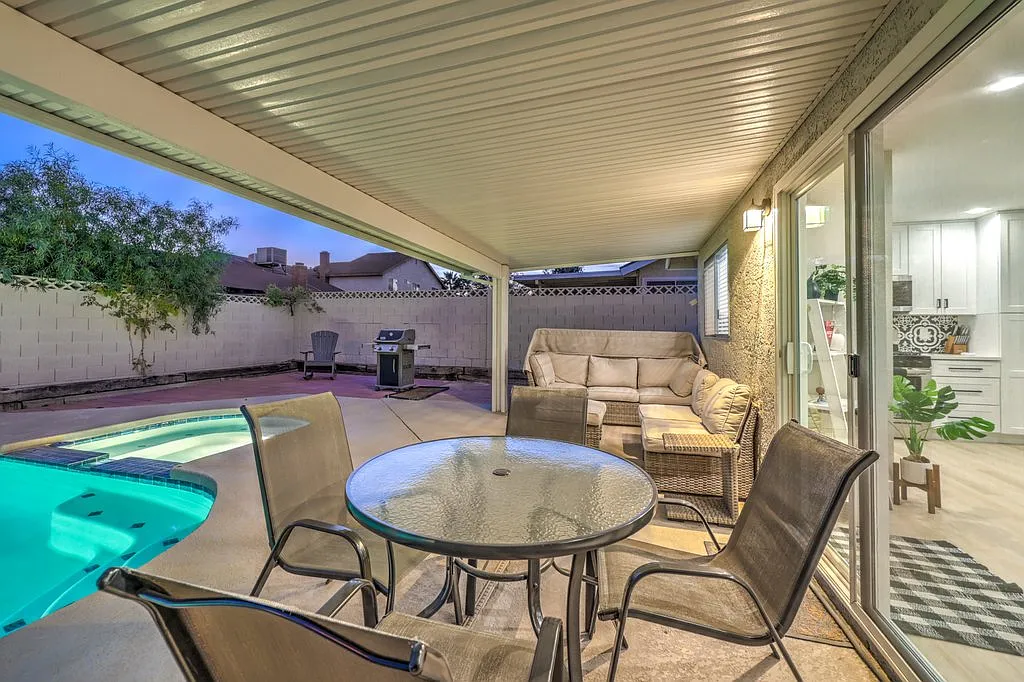 Extended Stay Paradise: Spacious 4BR Home w/ Pool — Photo 3