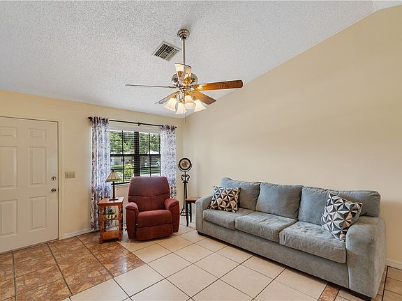 4th image of 7590 58th Ct