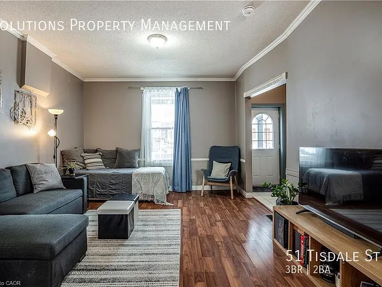 51 Tisdale St N — Photo 3