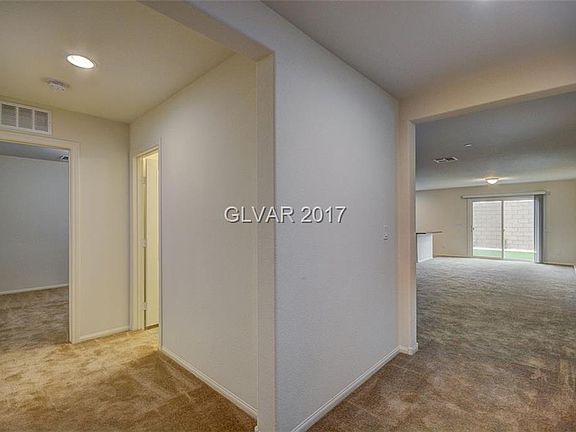 5th image of 891 Harbor Ave #0