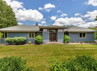 4 Vermilion Ln, Galena, IL 61036