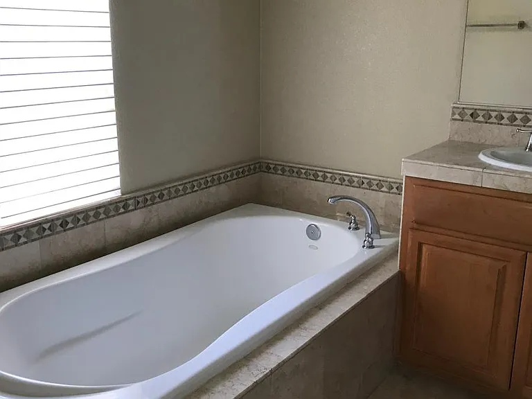 4517 Headen Way — Photo 4