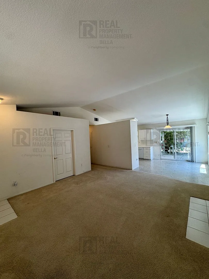 *55+ Community* Charming 3 Bedroom, 2 Bathroom Home In Hemet — Photo 3