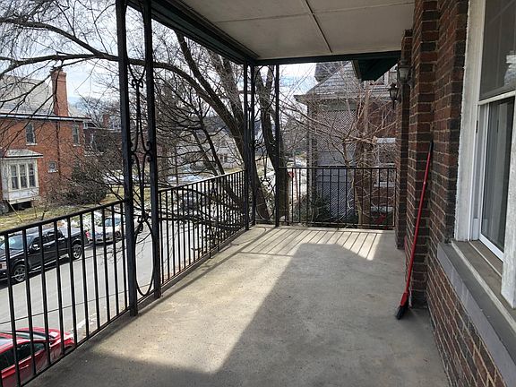 3rd image of 235 Fairwood Ave