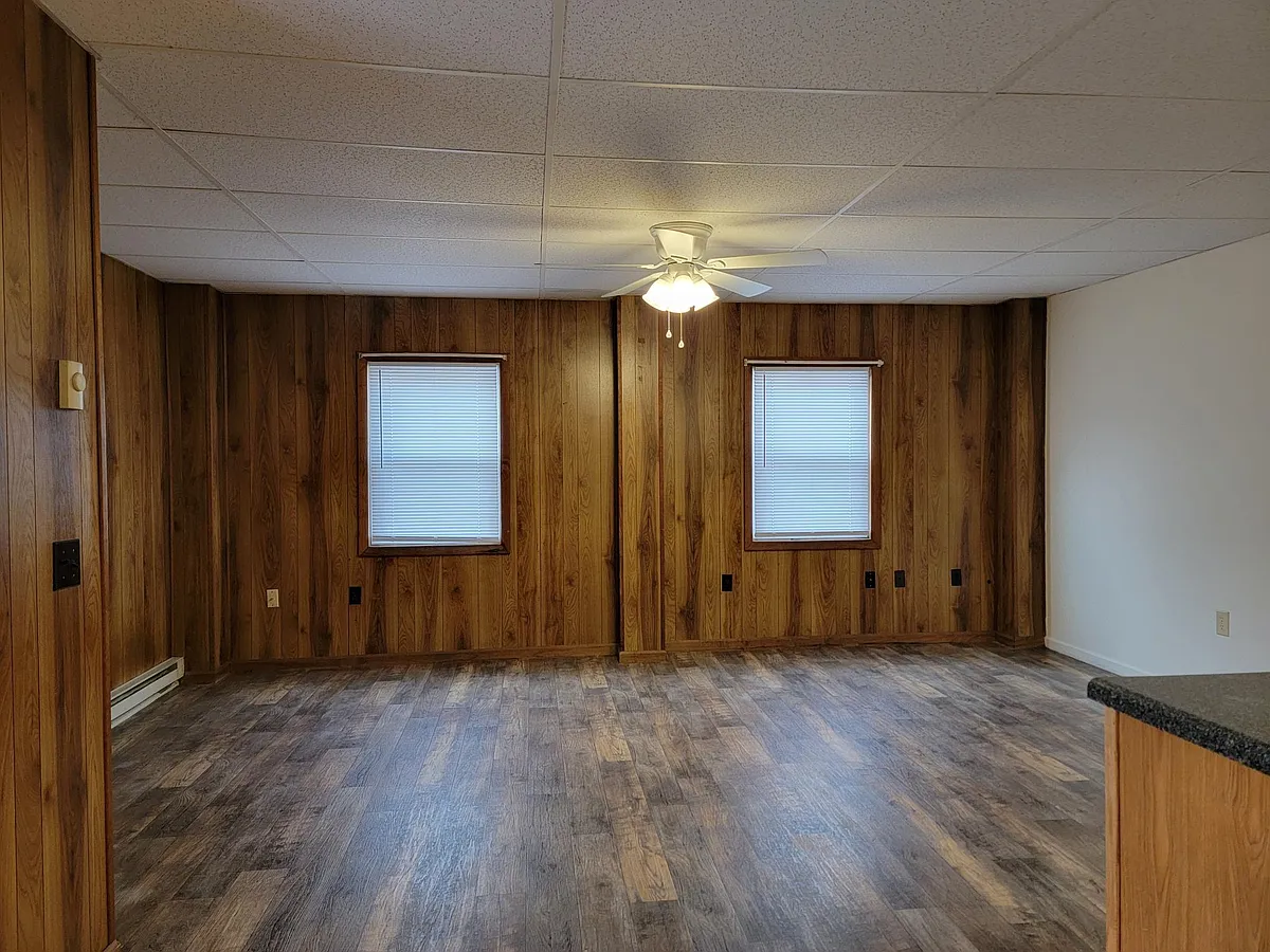 Building Photo - 84 Gross St #B