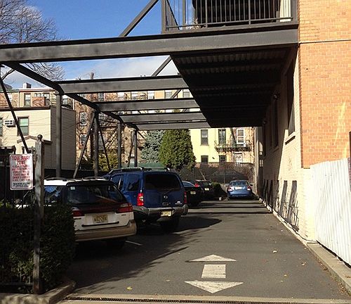 2nd image of 353 Grove St #3