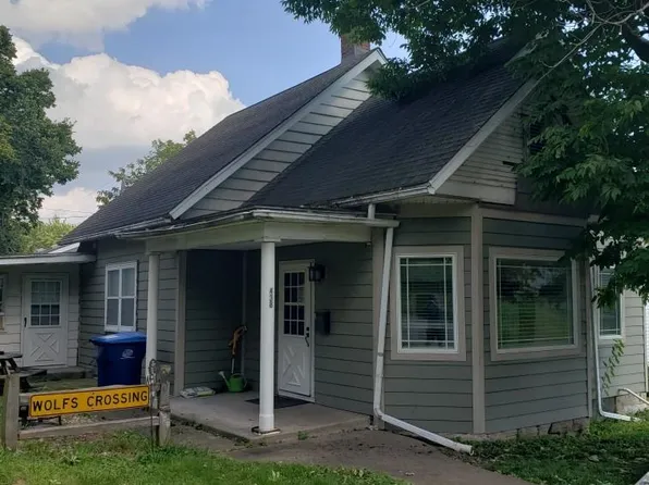 438 Tonti St, La Salle, IL 61301