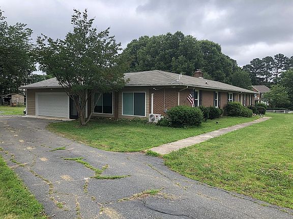 4th image of 4706 Ridge Rd