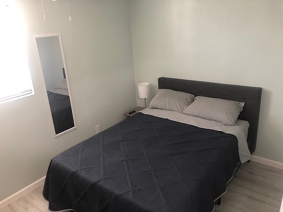 5th image of 937 Depaul Dr Unit B