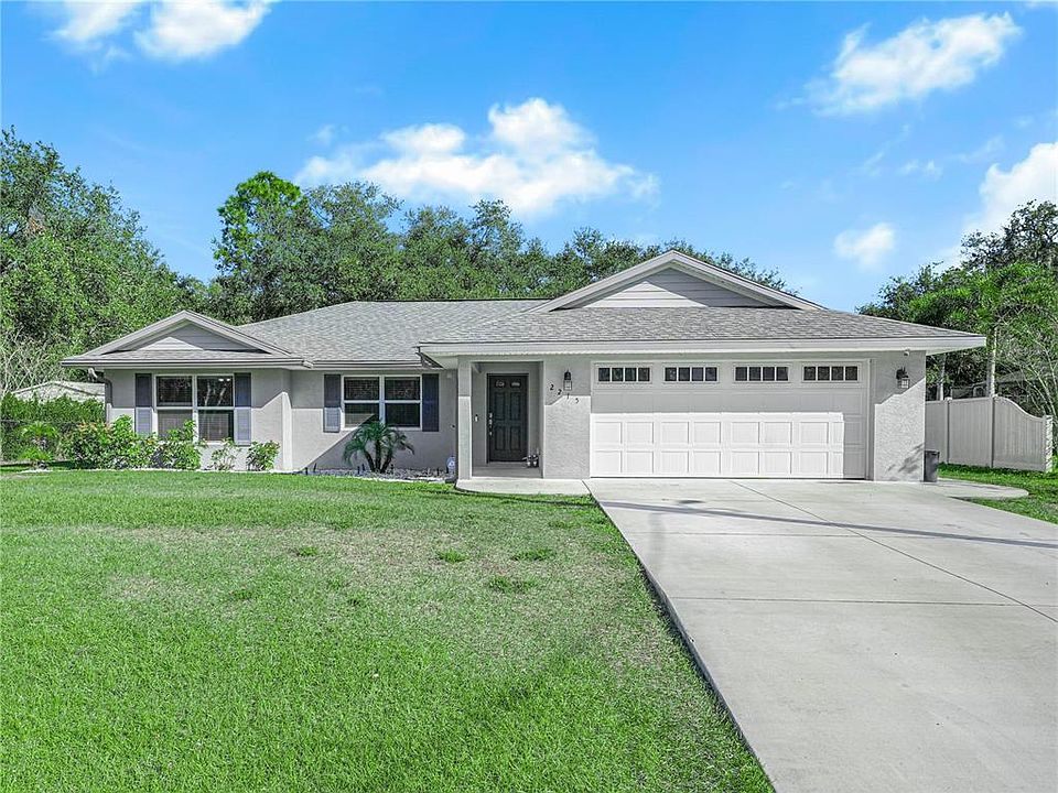 1st image of 2215 Pleasant Dr