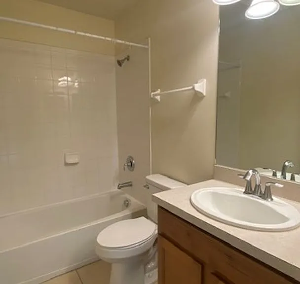 3701 45th Terrace W Lakeside Vlg #102 — Photo 16