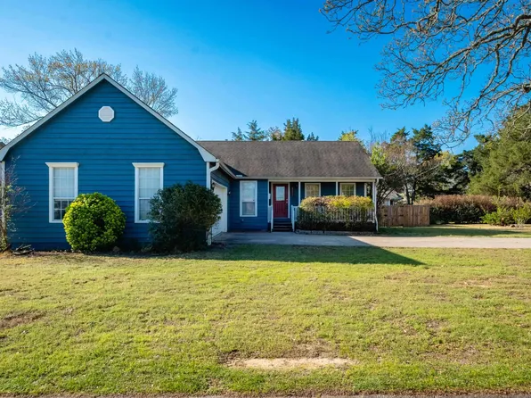 5518 N Locust St, N Little Rock, AR 72116