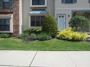 39 Worthington Ct UNIT 5, Freehold, NJ 07728
