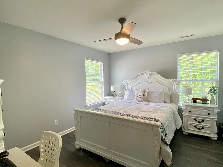 5028 Newport Landing Way — Photo 12