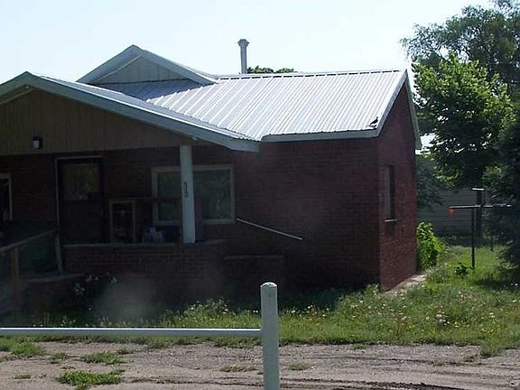 2nd image of 517 Stewart St