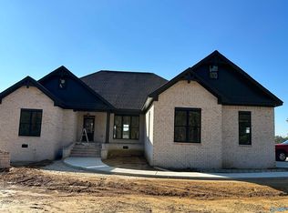 1440 Lakeshore Dr, Gadsden, AL 35901