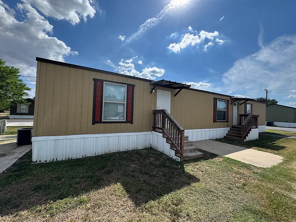 3707 E US Business #83-462