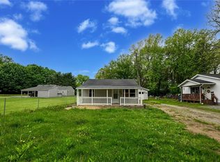 916 Abington Rd, Akron, OH 44312