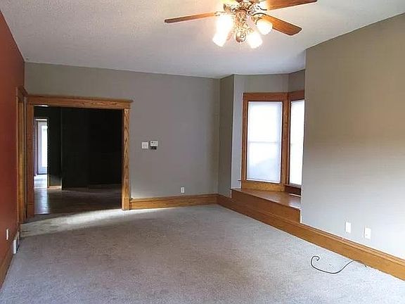 Living Room (Carpet Being Replaced)