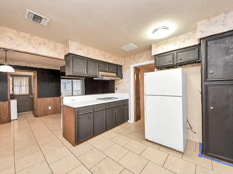 9126 Willow Meadow Dr — Photo 32