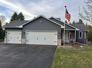 725 Beaver Trl, Lino Lakes, MN 55014