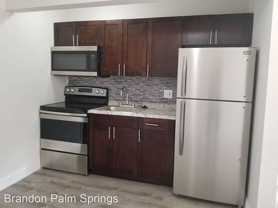 1st image of 965 Manor Dr #10852705