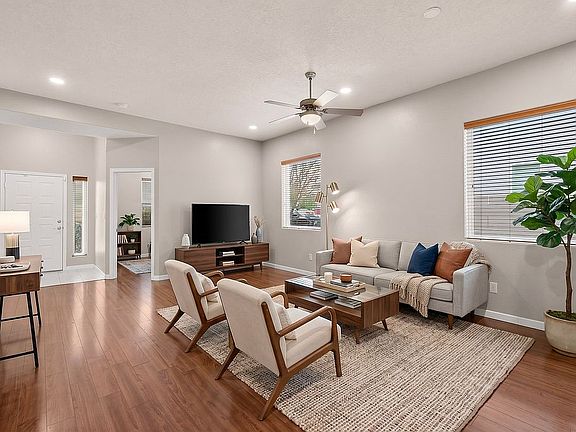 4th image of 2135 N Ensenada Cir SE