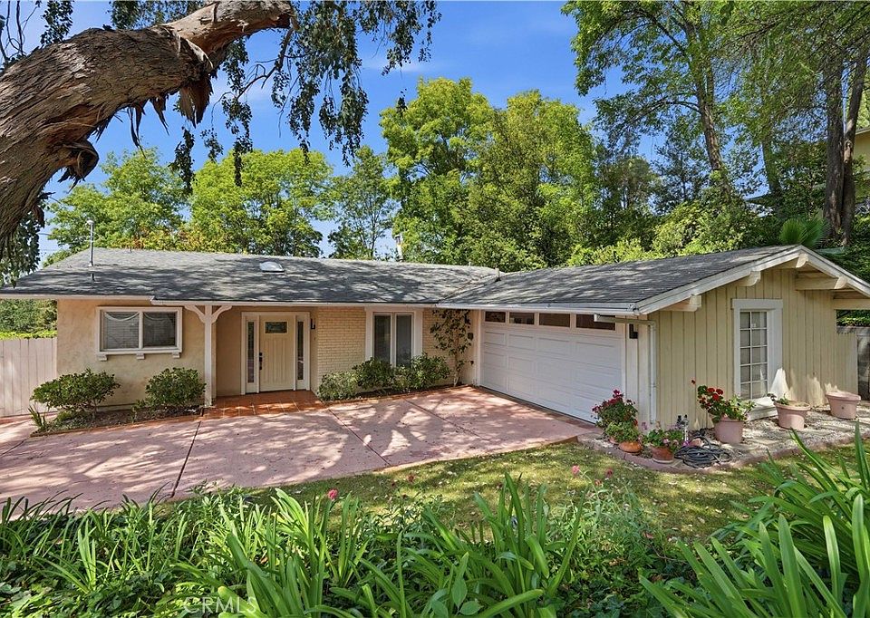 1st image of 4820 Dunman Ave