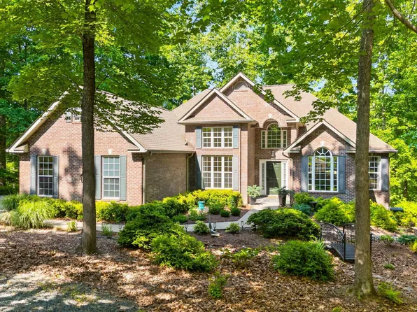 13 Condor Rd, Palmyra, VA 22963