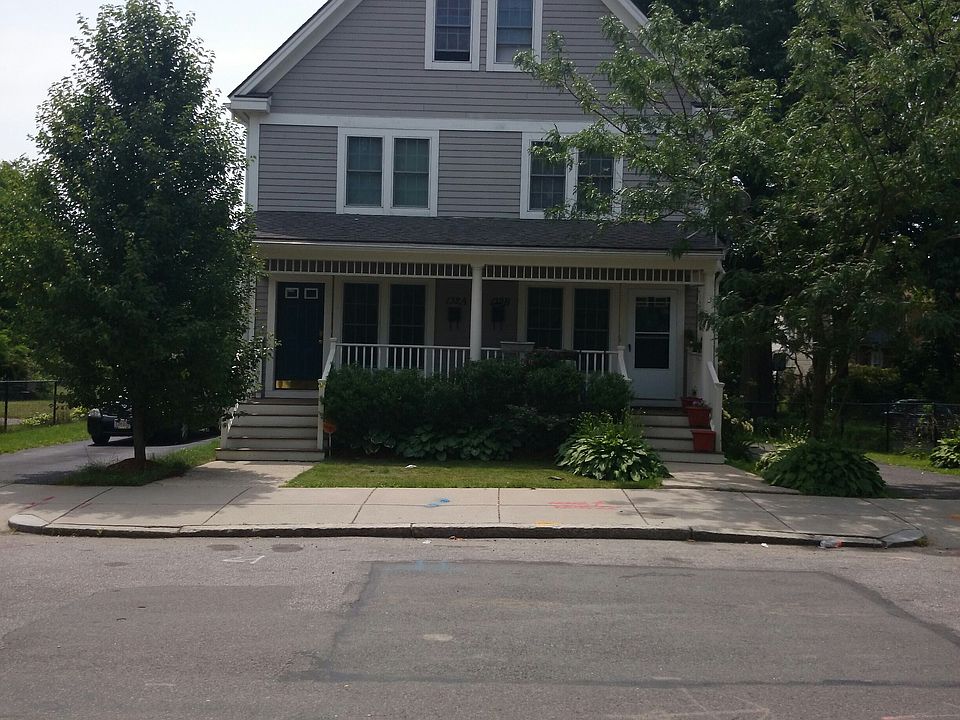 2nd image of 132B Woodrow Ave
