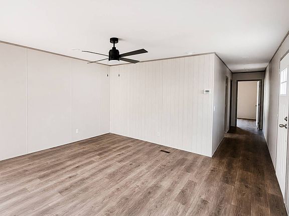 4th image of 8530 W 85th St S #38