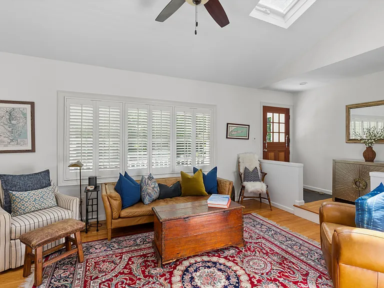 5 Oak Ledge Ln — Photo 8