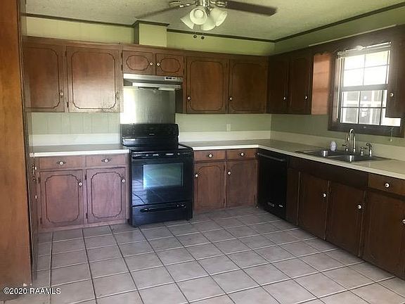 4th image of 142 McBride Dr