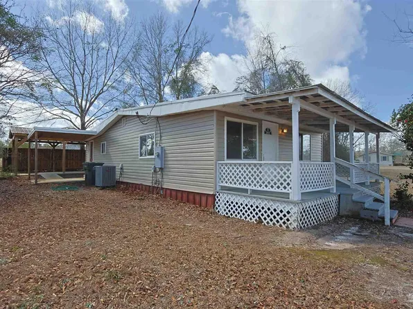 6941 Camp Henderson Rd, Jay, FL 32565